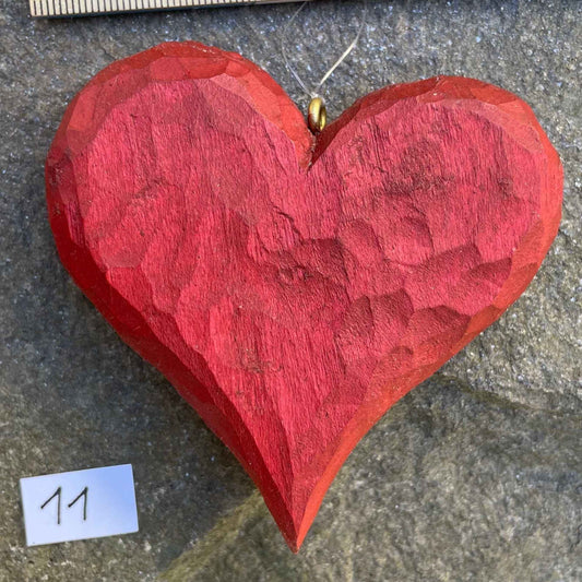 Nr.11 - Volles kleines, spitzes Herz, Dunkelrot und gewachst