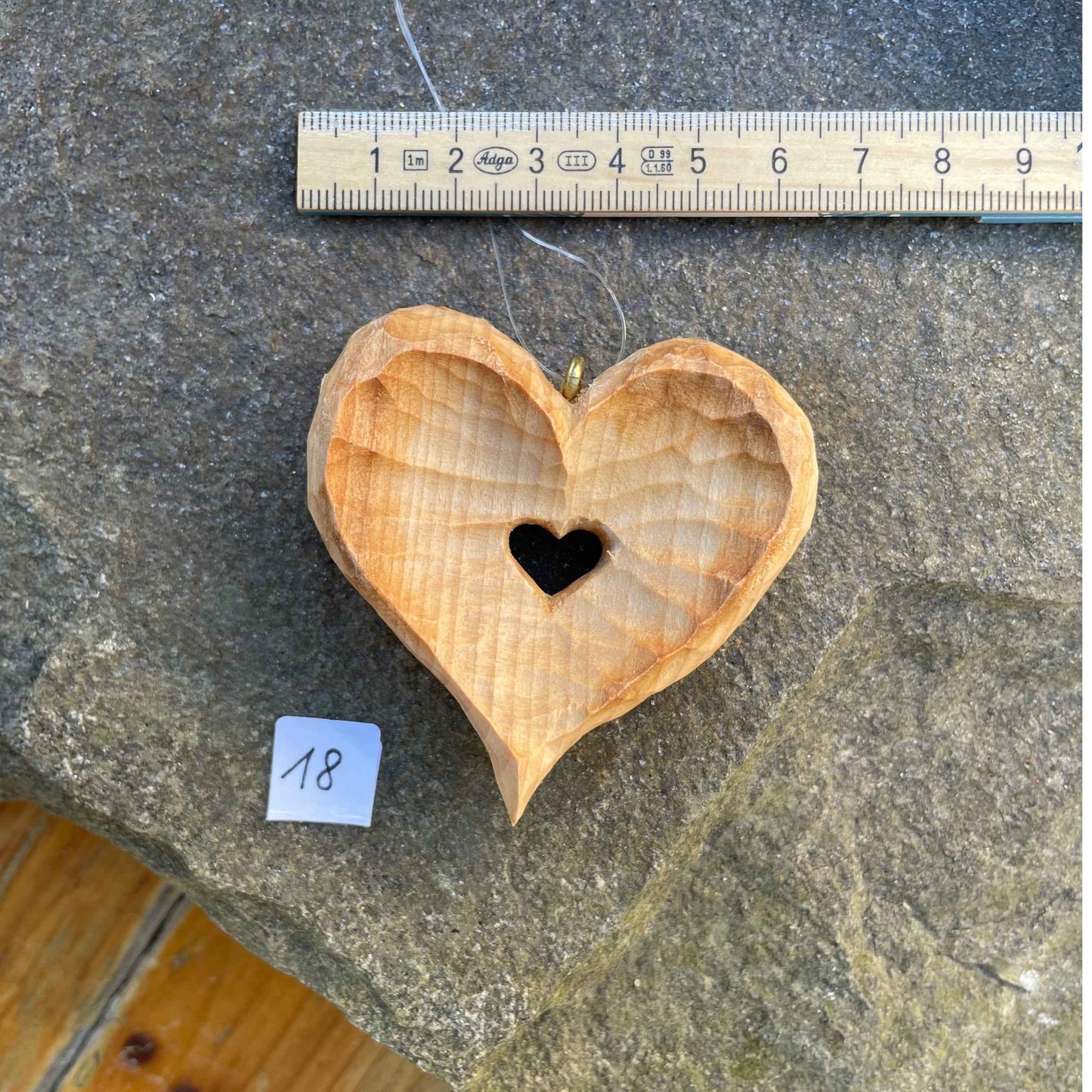 Nr.18 - "Herz im Herz" konkav ausgearbeitet & gewachst