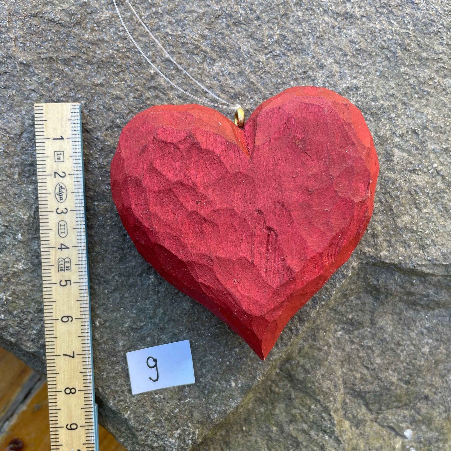 Nr.9 - Volles Herz, Dunkelrot und gewachst