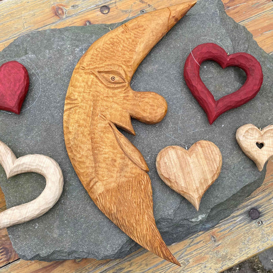 M20 - Mondgesicht aus Linde, handgeschnitztes Unikat